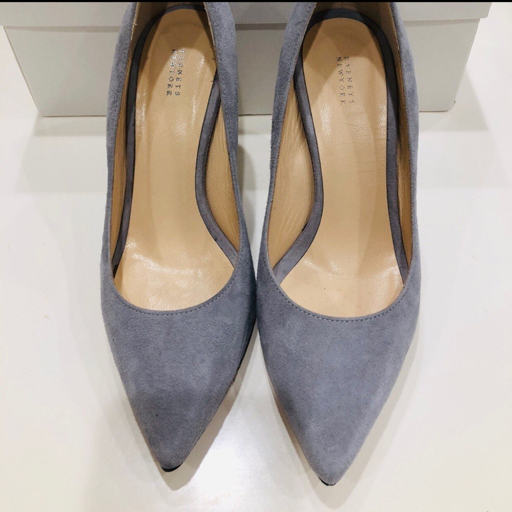 Barney’s New York Gray Suede Pumps Size 35